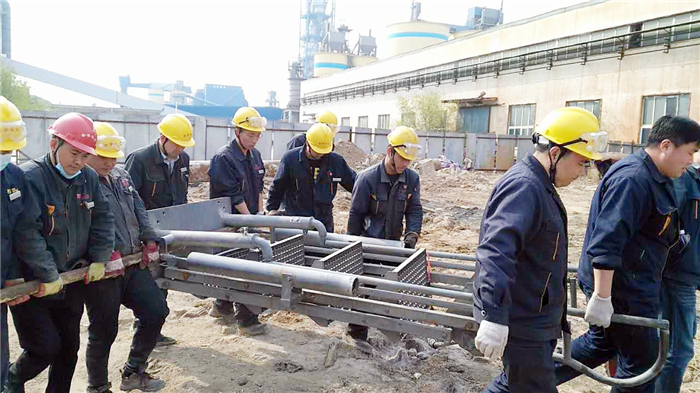 04.03志愿服务助发展 先锋表率展风采——鲁泰化学开展废旧物资“淘宝”志愿服务活动08.jpg