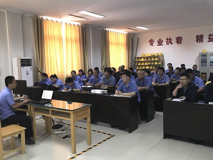 鲁泰化学积极贯彻落实上级文件精神 扎实推进应急管理工作1.jpg