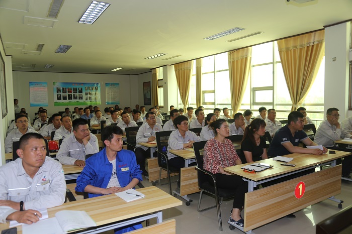 6.17鲁泰化学开展双重预防体系专题培训 DOC 文档 (2)1.JPG