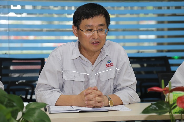 1563952286450542.jpg 鲁泰化学召开青年大学生职工座谈会.JPG