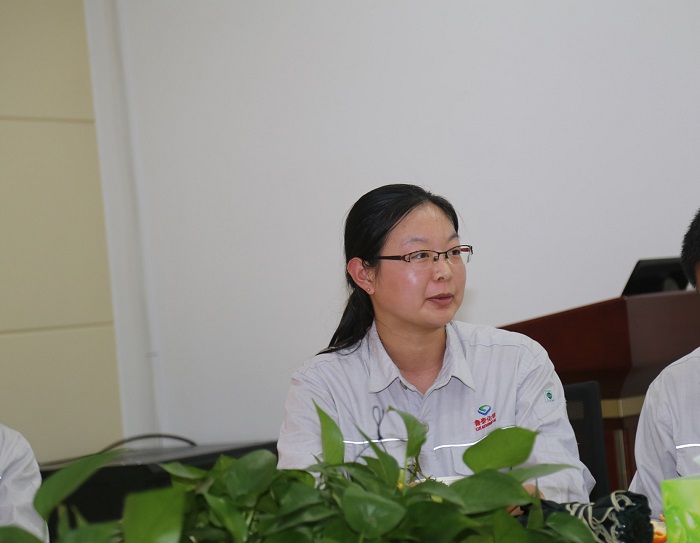 1563952358114468.jpg 鲁泰化学召开青年大学生职工座谈会6.jpg