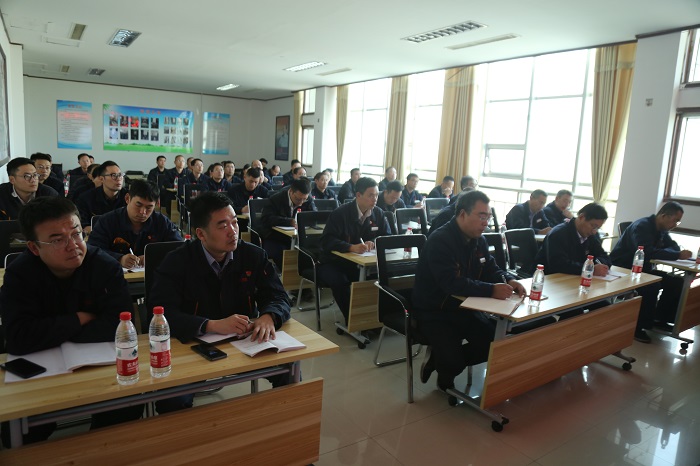 1573689833288786.jpg 鲁泰化学开展“大学习、大培训、大考试”培训1.JPG