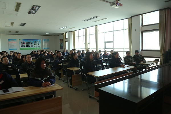 1579071138755724.jpg 【警示教育】鲁泰化学组织观看安全警示教育视频 (2).jpg