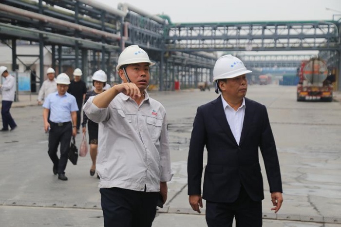 1600824890761060.jpg 中国科学院上海有机化学研究所到鲁泰化学考察交流.jpg