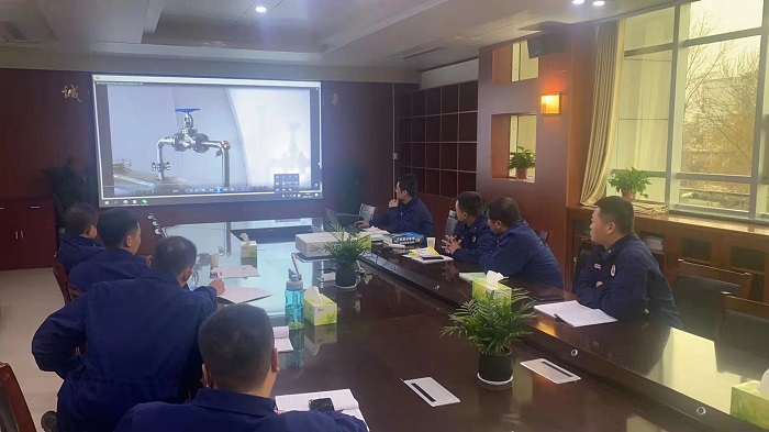 1607603795154139.jpg 鲁泰化学应急救援中心持续加强队伍建设工作 (1).jpg